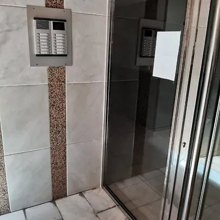 Apartmento Helena - 3 Minutos Desde La Playa Appartement